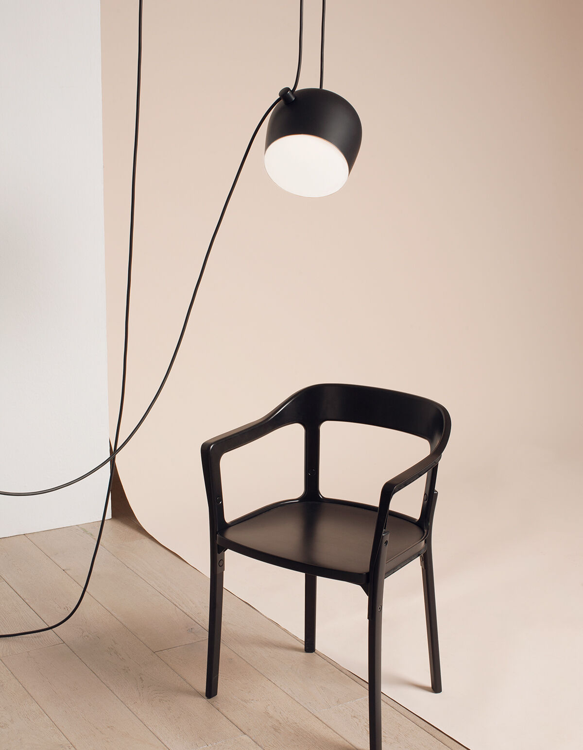 stories-aim-ronan-erwan-bouroullec-flos-21