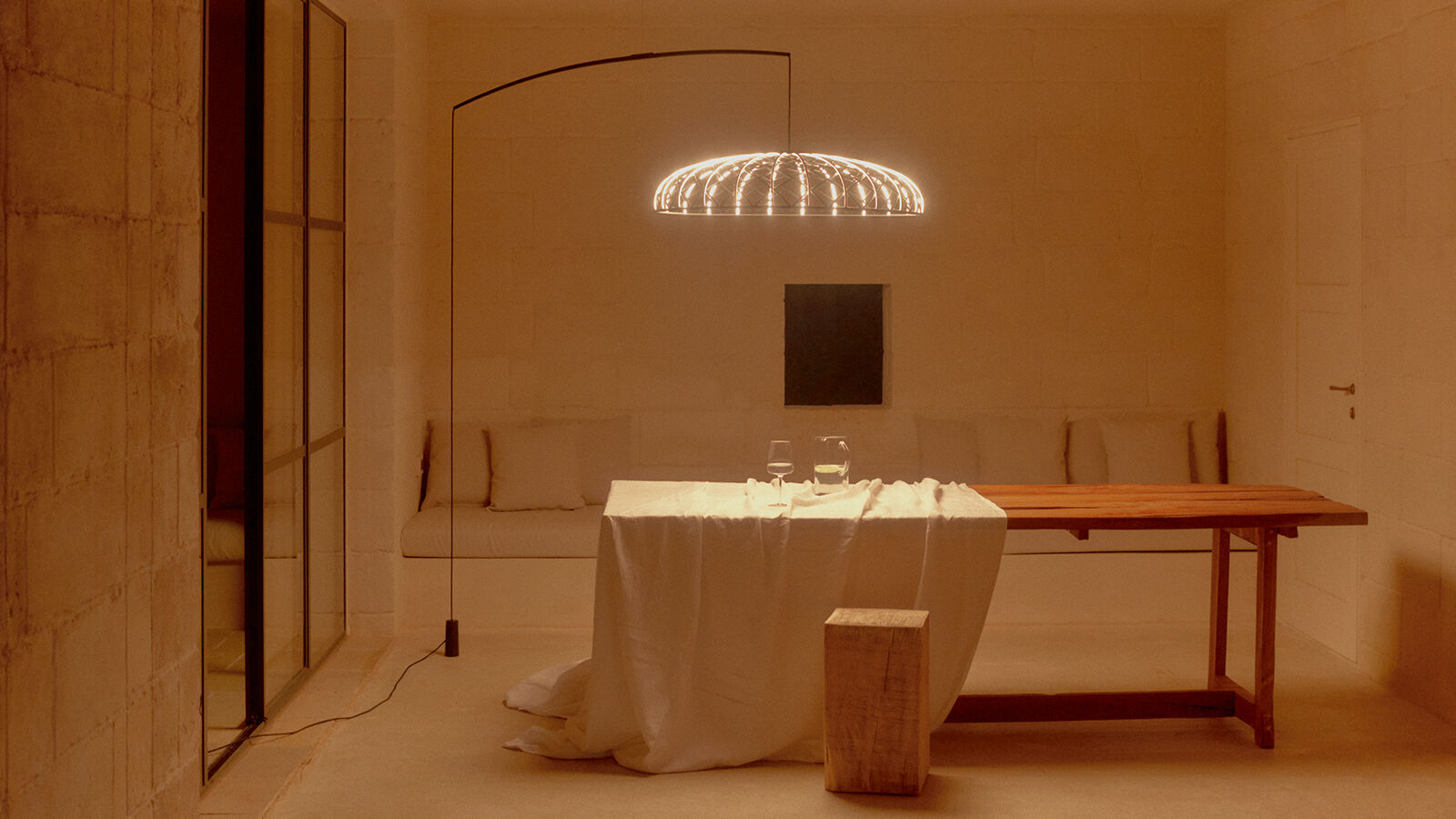 room_dining_skynest-ceiling_horizontal