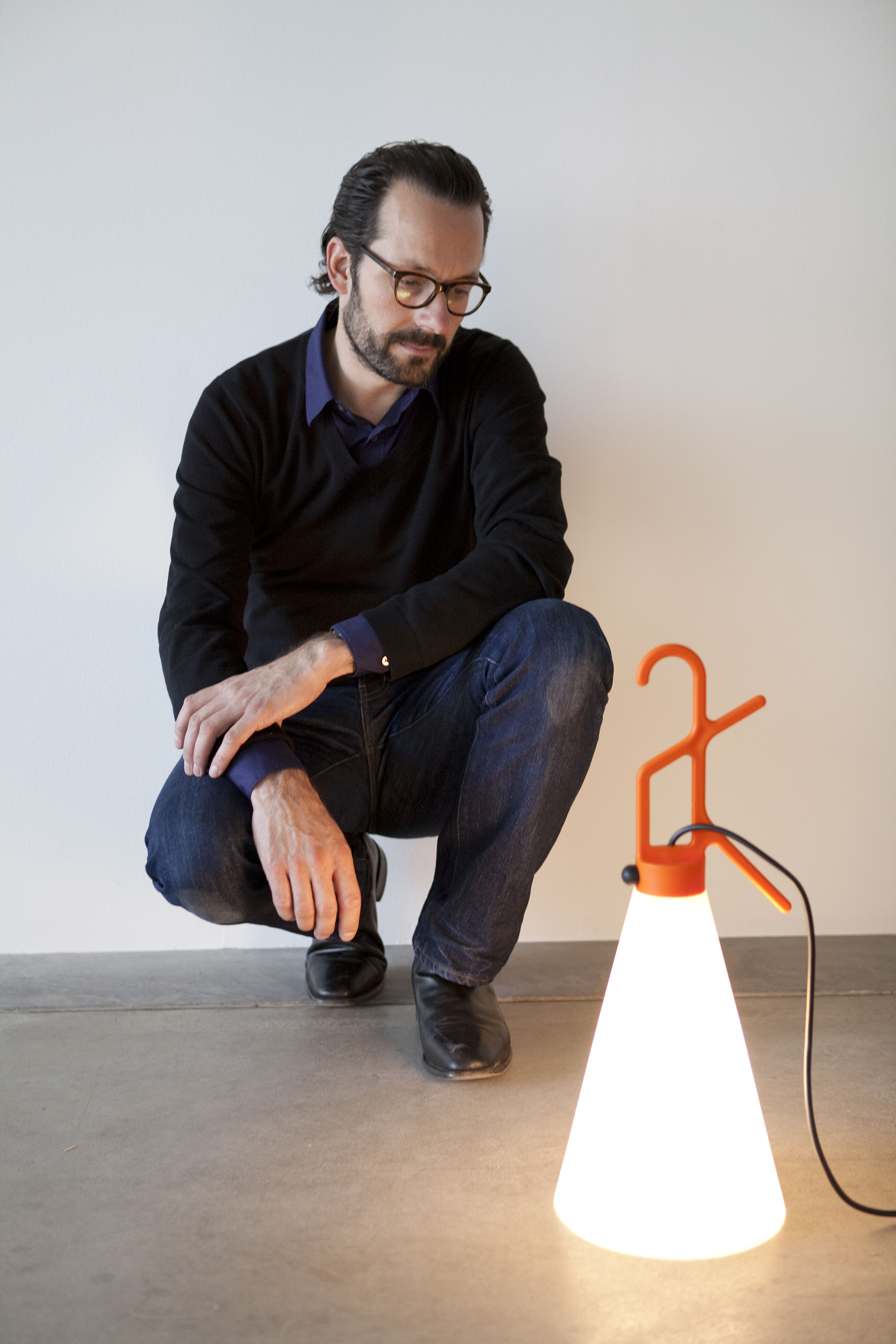 designers-konstantin-grcic-flos-03