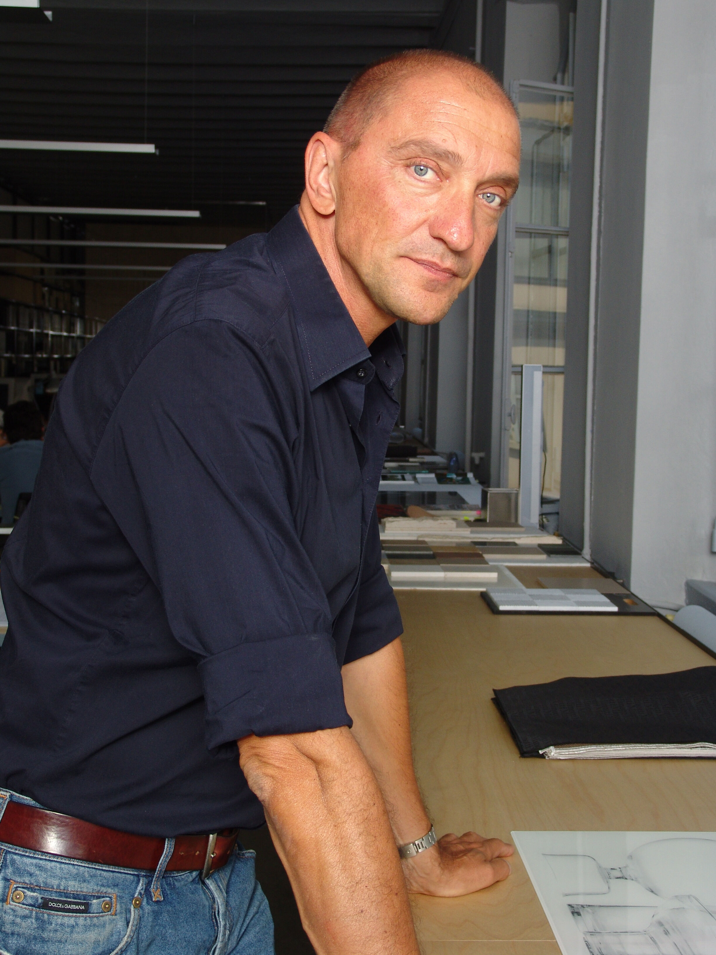 designers-rodolfo-dordoni-flos-07