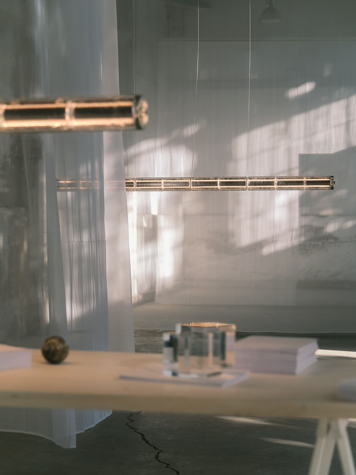 Luce Orizzontale Pendant lamp design by Ronan & Erwan Bouroullec _ Flos 1