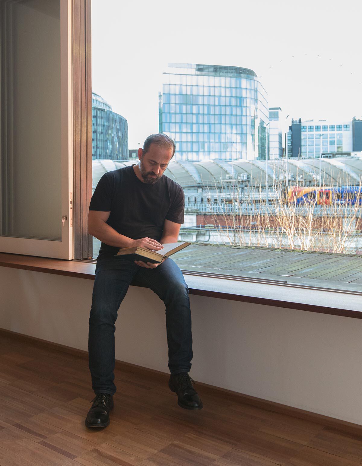 stories-michael-anastassiades-flos-15