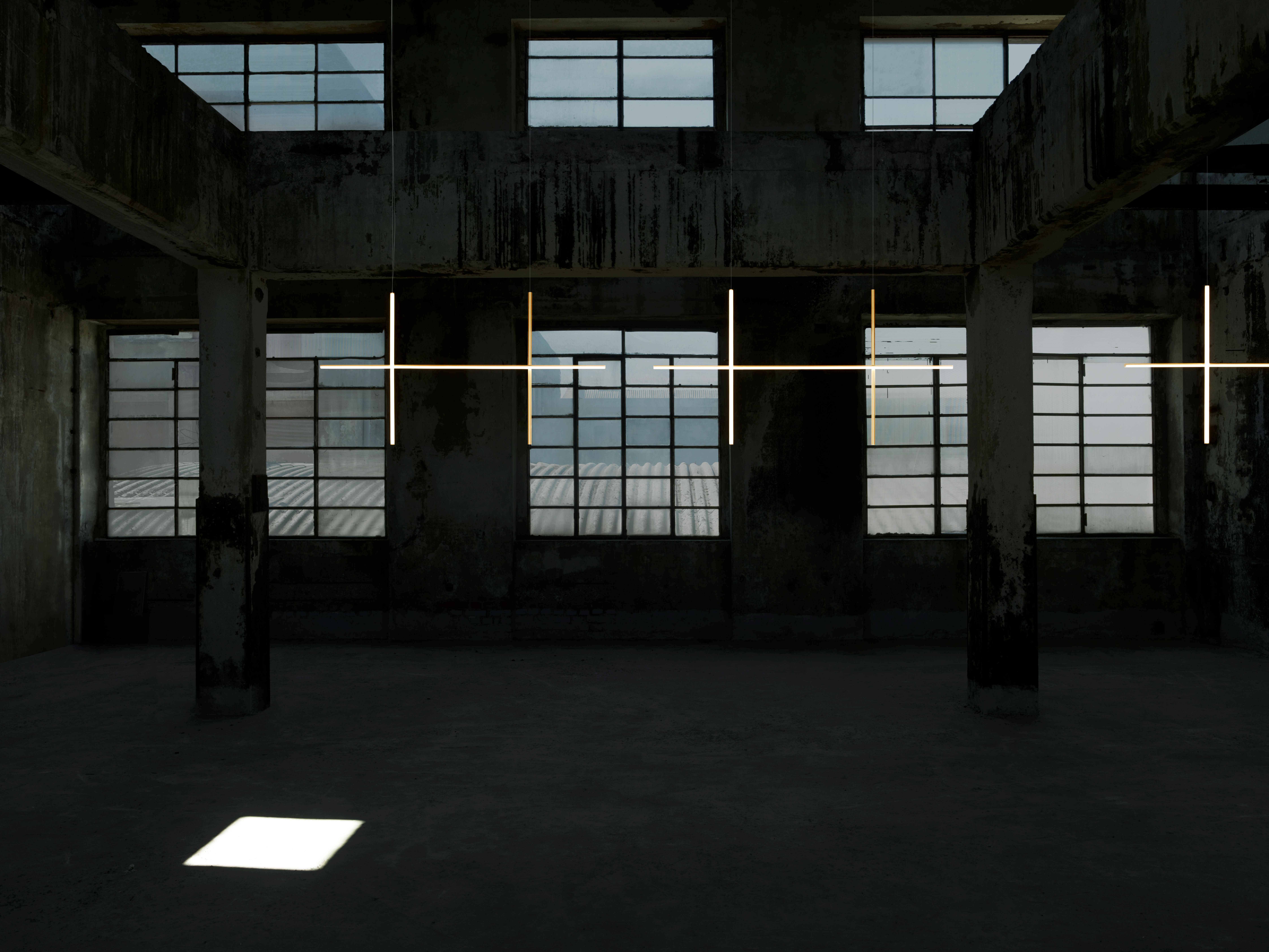 Coordinates Ceiling 2 Long