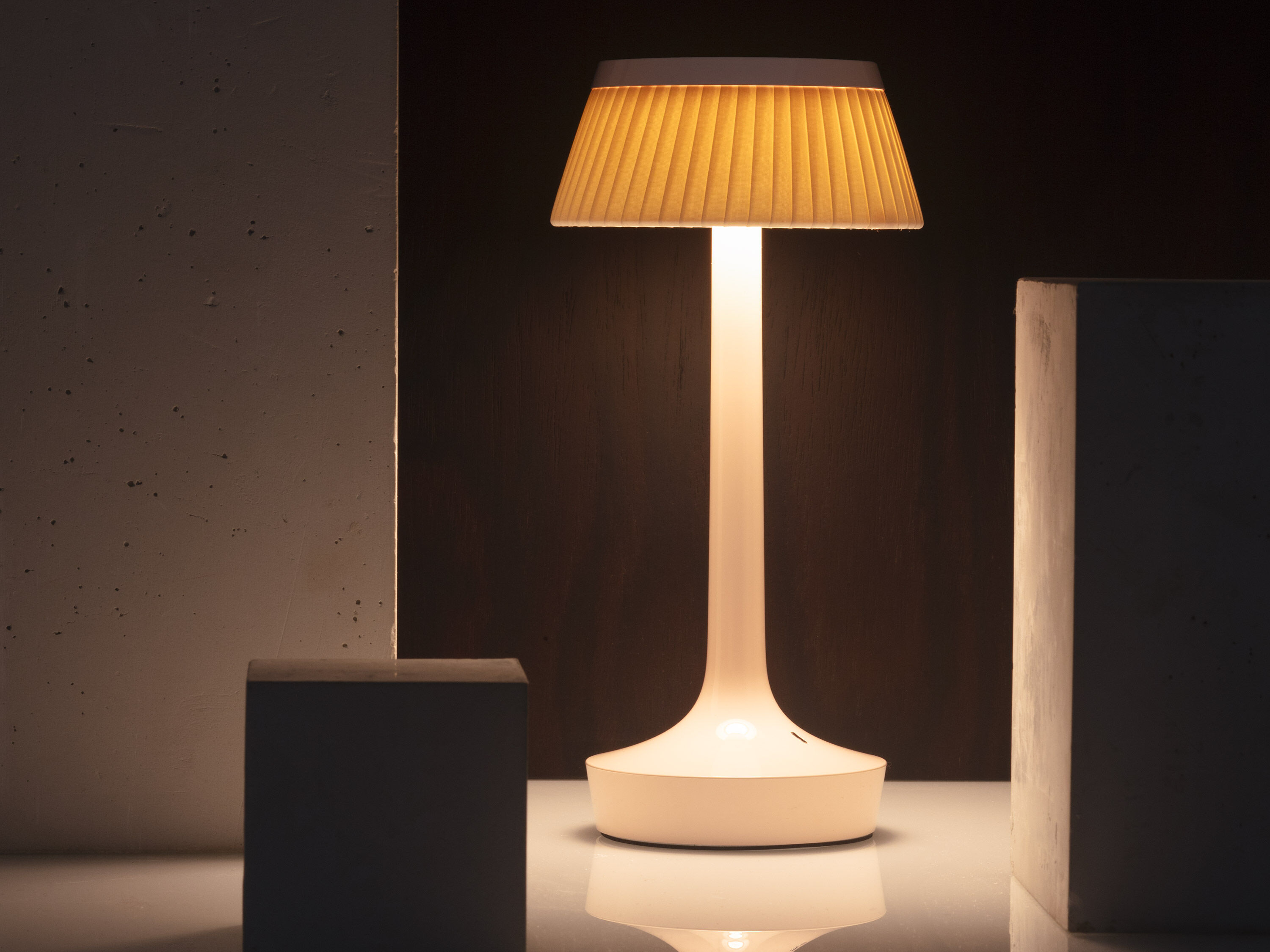 Bon Jour Unplugged Crown