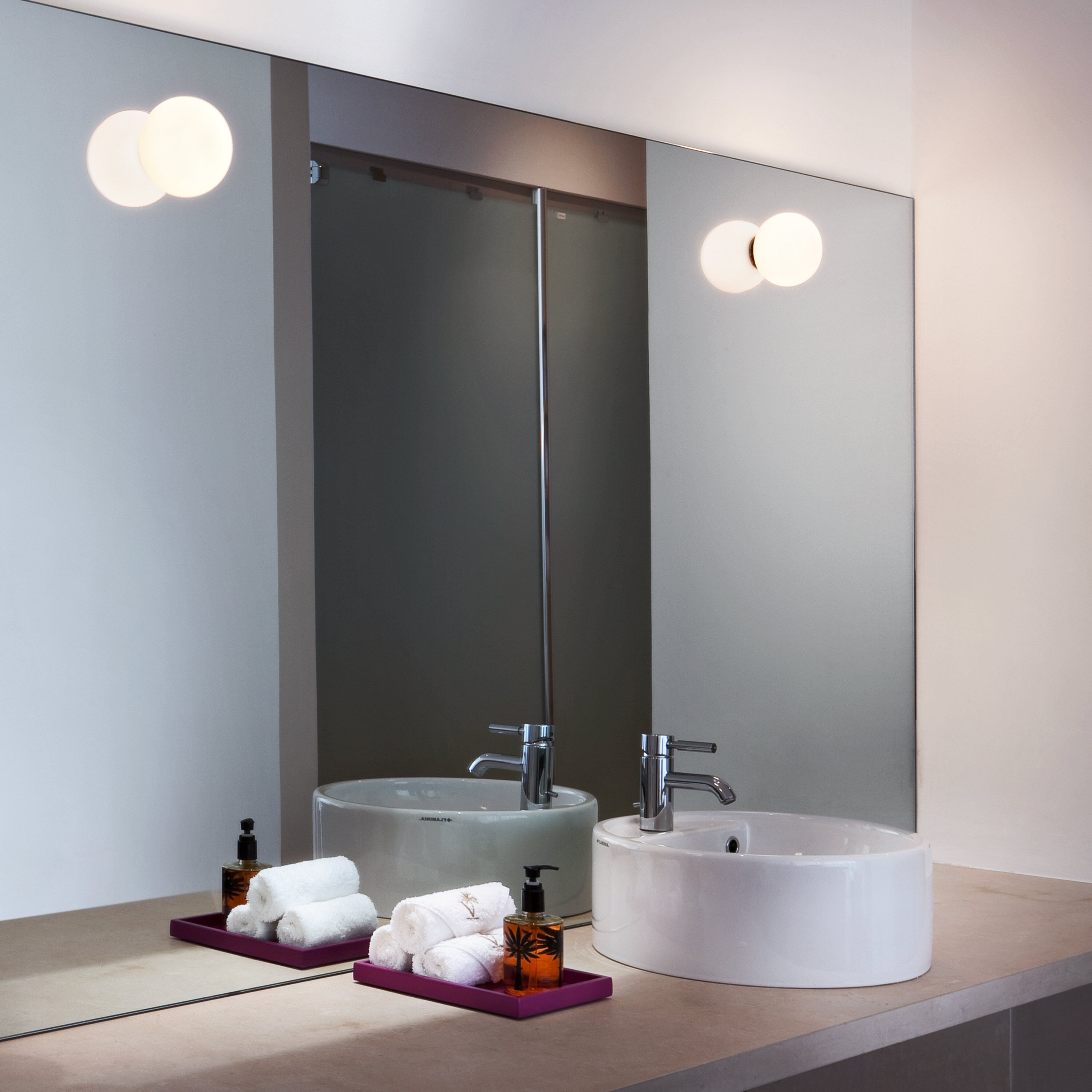 Mini Glo-Ball Ceiling/Wall Mirror