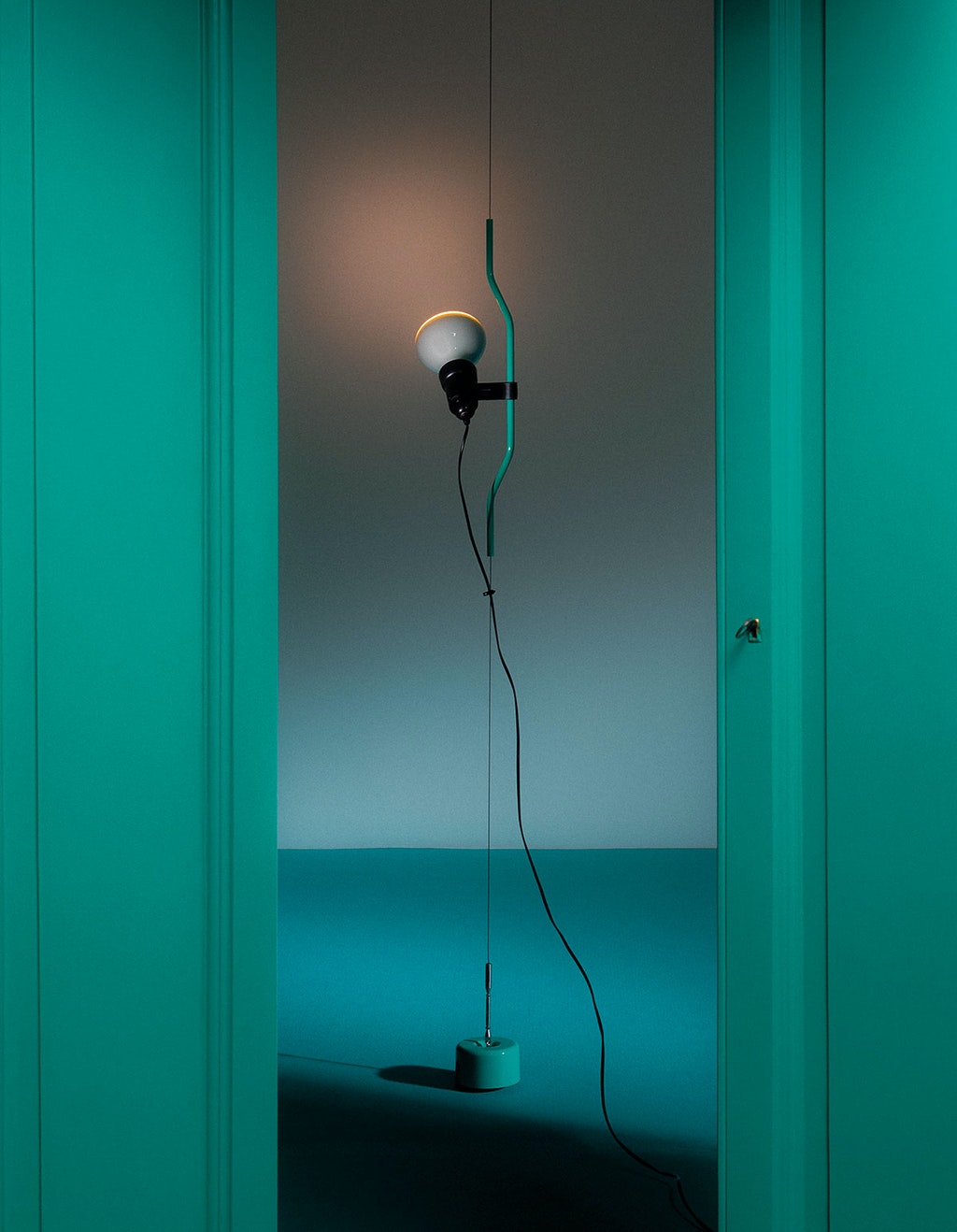 Flos Parentesi 50 lamp, Last Call