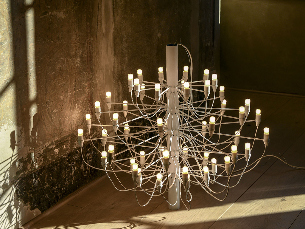 2097/50 (clear bulbs), , lifeshot