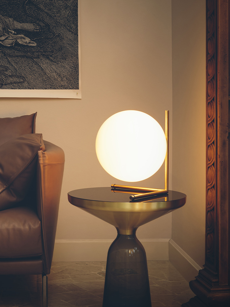 IC Lights Table 2, , lifeshot